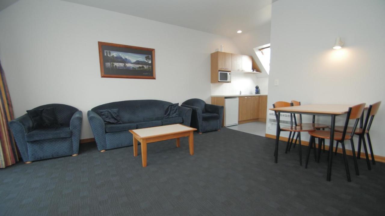 Asure Christchurch Classic Motel & Apartments Екстер'єр фото