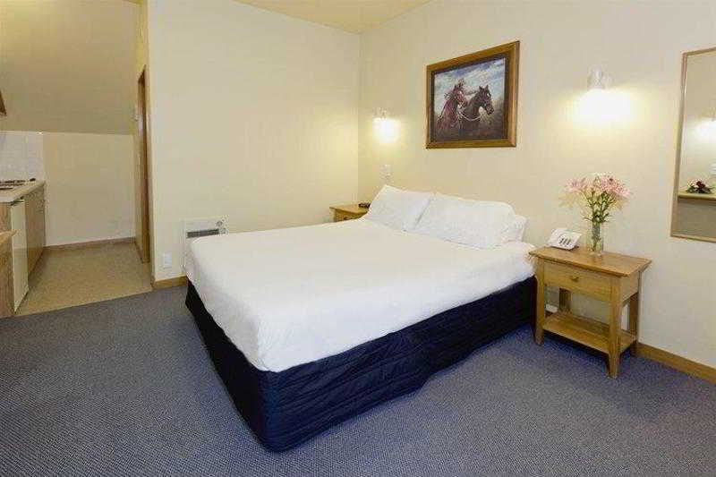 Asure Christchurch Classic Motel & Apartments Екстер'єр фото