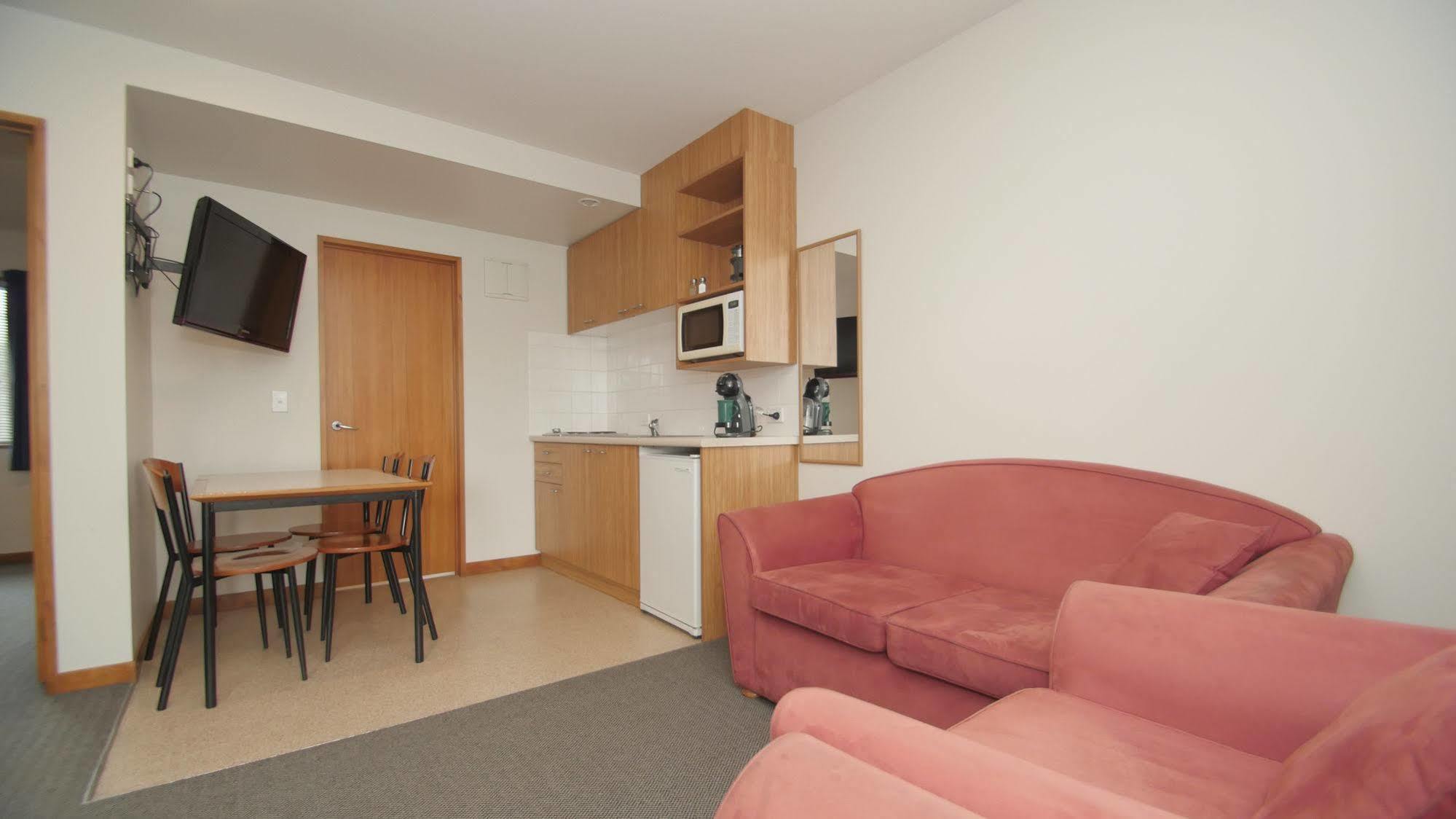 Asure Christchurch Classic Motel & Apartments Екстер'єр фото