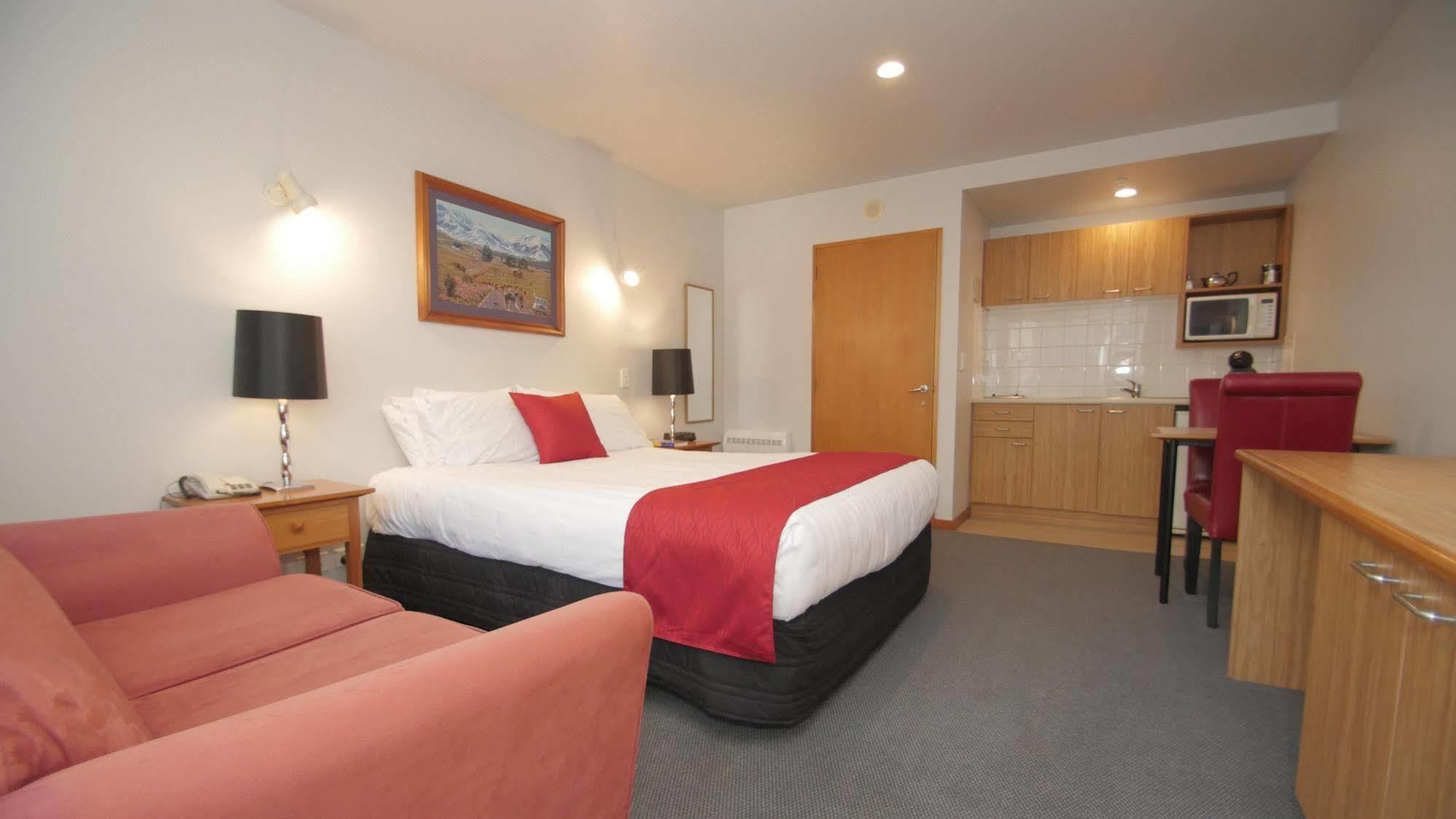 Asure Christchurch Classic Motel & Apartments Екстер'єр фото