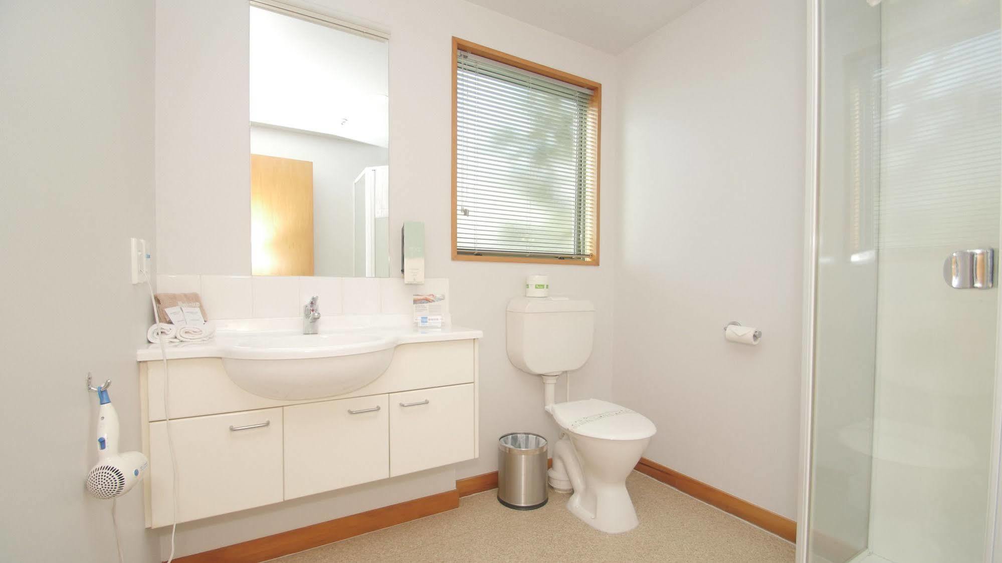 Asure Christchurch Classic Motel & Apartments Екстер'єр фото