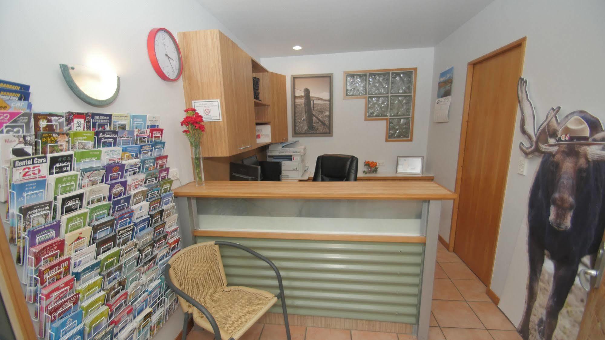 Asure Christchurch Classic Motel & Apartments Екстер'єр фото